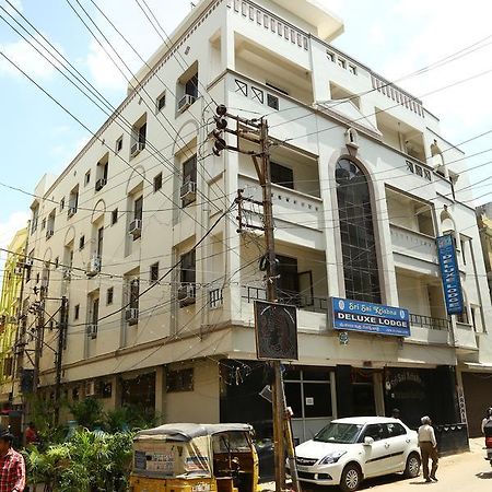 Sri Sai Krishna Deluxe Lodge Hyderabad Luaran gambar