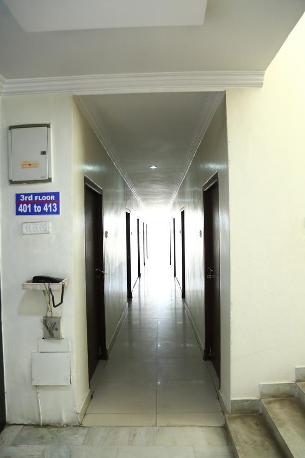 Sri Sai Krishna Deluxe Lodge Hyderabad Luaran gambar