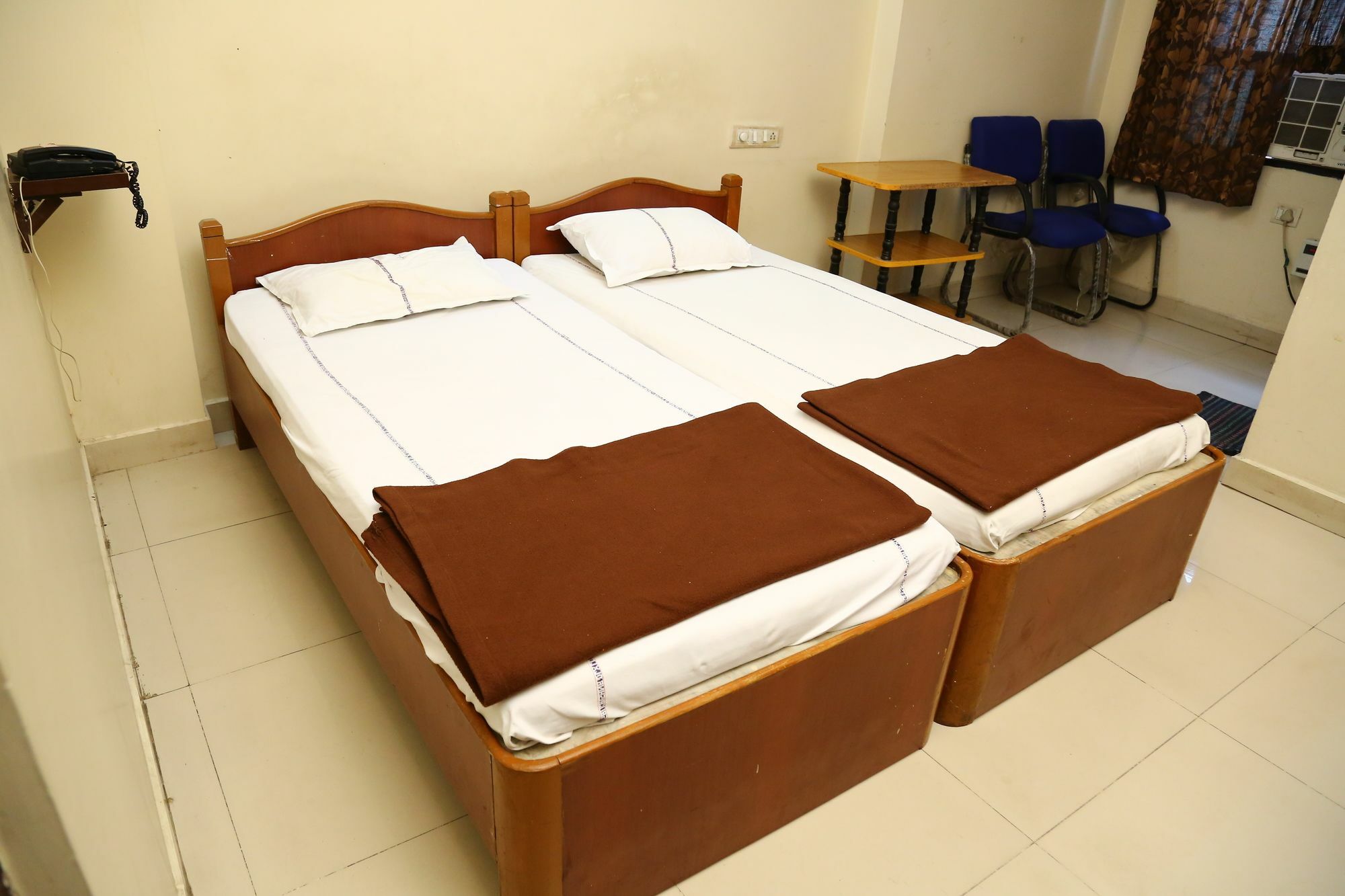 Sri Sai Krishna Deluxe Lodge Hyderabad Luaran gambar